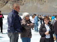 2010076903 Columbia Icefield - Jasper Nat Park - Alberta - Canada  - Jul 29 : Roger DePuydt,Christiane Collard,Betty Hagberg