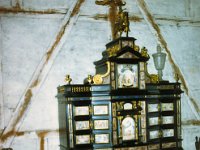 1985086213 : Darla Hagberg,Betty Hagberg