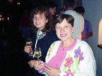 1992081481A1 Darrel-Betty-Darla Hagberg - France Vacation : Darla Hagberg,Betty Hagberg