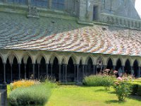 1992081260A Darrel-Betty-Darla Hagberg - France Vacation