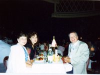 19920881211B Darrel-Betty-Darla Hagberg - France Vacation : Betty Hagberg