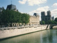 1994081704 Darrel & Betty Hagberg - Paris France