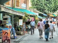 2005072387 Ariane Aubet-Lauriane Sirour-Betty Hagberg-Fontaine de Vaucluse-Provence-France