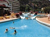 1989070592 : Katia DePuydt,Darla Hagberg