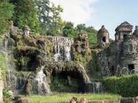 1989070067a : Darla Hagberg,Katia DePuydt