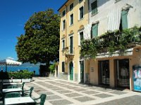 2005071744 Torri Del Benaco- Italy