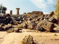 1989070471 : Katia DePuydt