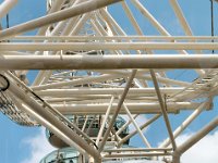 2005071009 London England