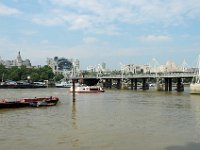 2005071021 London England