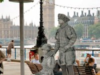 2005071023 London England