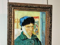 2005071042 London England